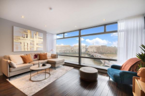 The Parliament View Place - Modern and Bright 3BDR Flat